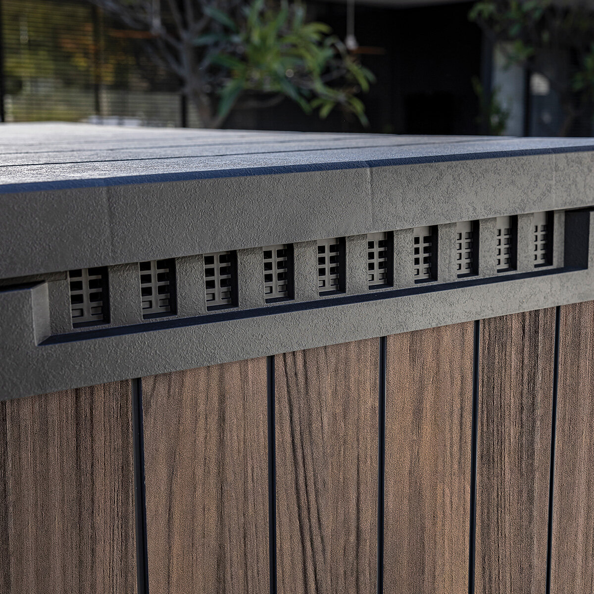 Keter Rosewood 4ft 7" x 2ft 8" (1.4 x 0.82m) 1,150 Litre Horizontal Storage Shed