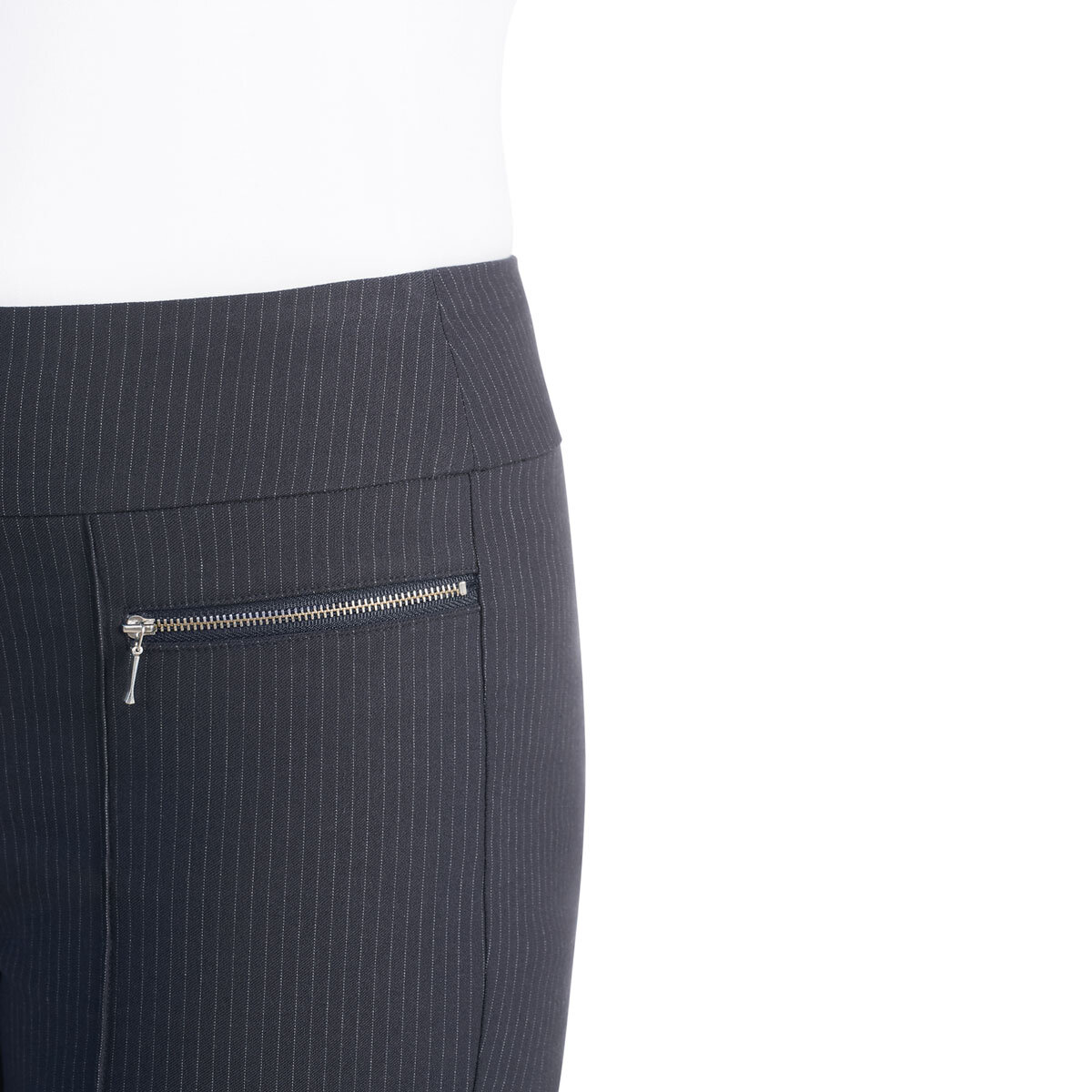 Hilary Radley Women's Pull On Pant in Navy