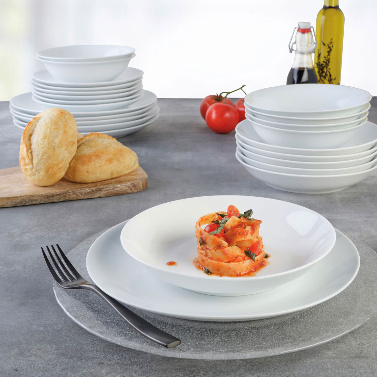 UK　Porcelain　Piece　Dinnerware　24　Set,　Costco　Mikasa　Aspen