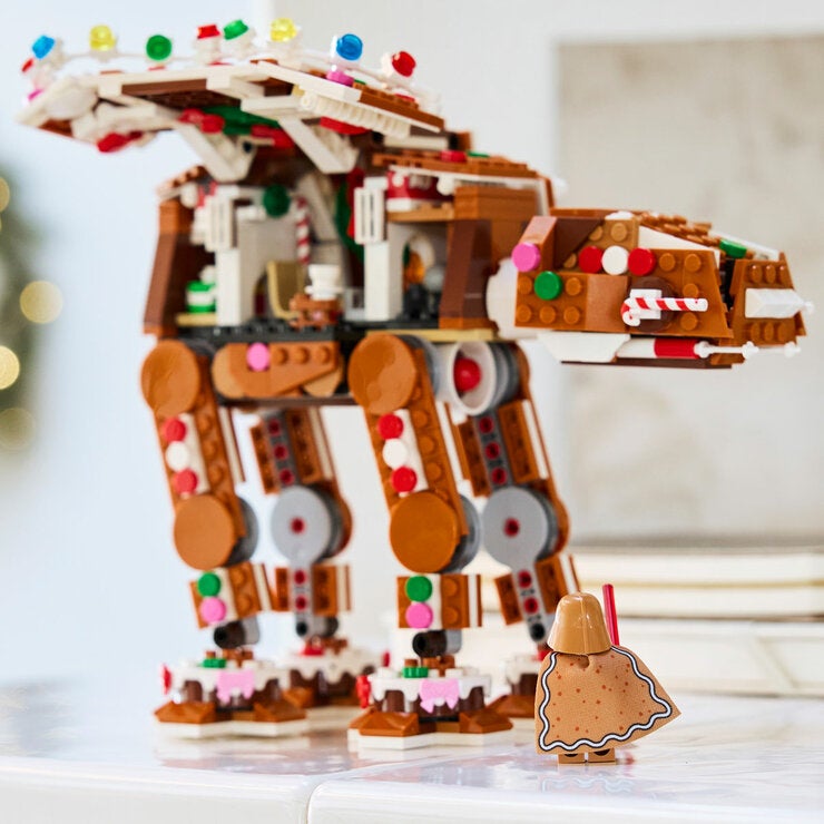 LEGO Star Wars Gingerbread AT-AT Walker - Model 40806 (10+ Years) LEGO Star Wars Gingerbread AT-AT Walker - Model 40806 (10+ Years)