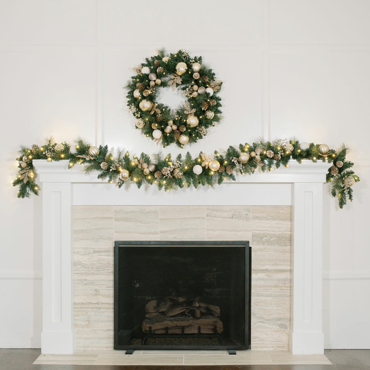 30 inch (76cm) Pre-Lit Decorated Wreath with 50 LED Lights in Metallic 30 inch (76cm) Pre-Lit Decorated Wreath with 50 LED Lights in Metallic