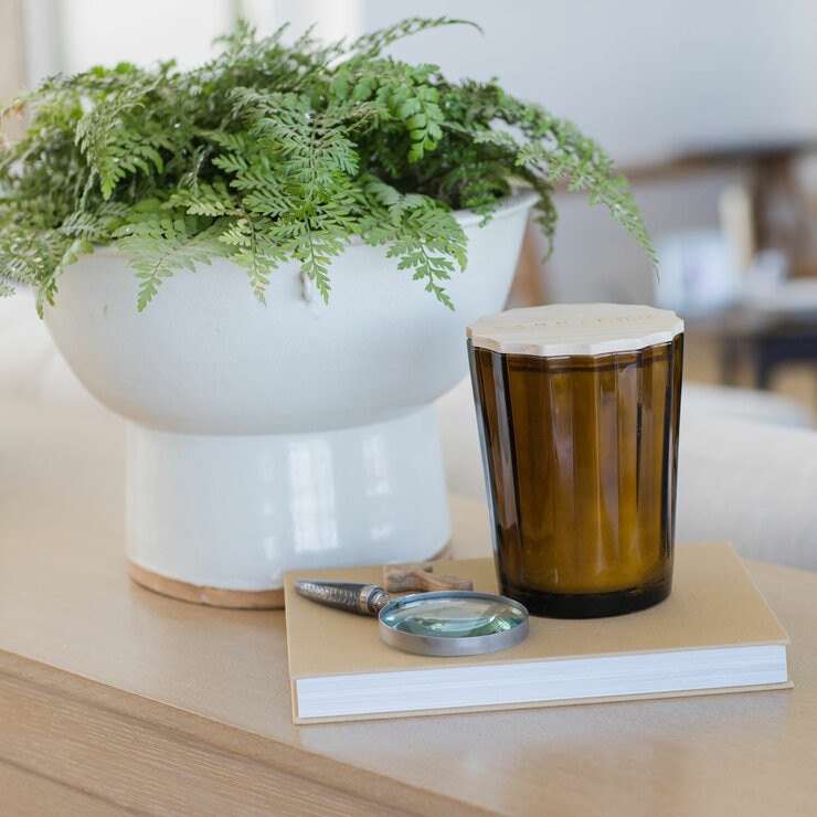 Sand and Fog Scalloped Candle (BROWN) Sand and Fog Scalloped Candle (BROWN)