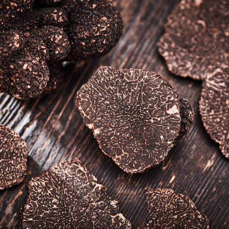 Truffle Hunter Fresh Black Winter Truffles (Tuber Melanosprum), 50g