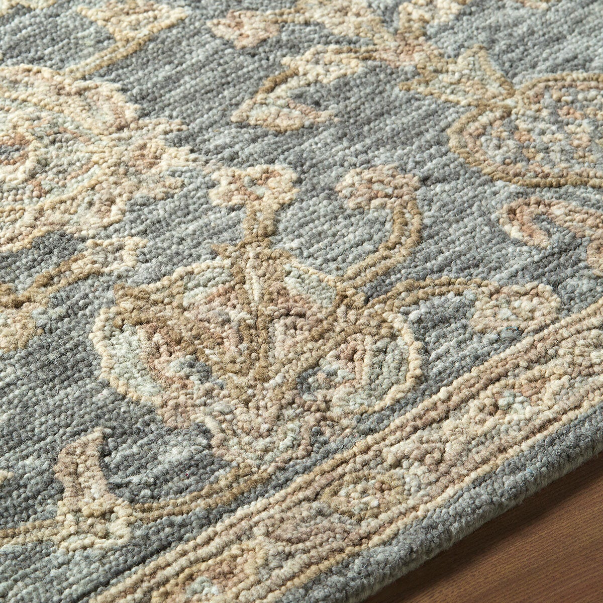 Livabliss Arnold Wool Grey Rug, In 2 Sizes