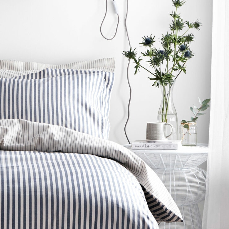 Blue and white vertically striped duvet set with matching Blue and white vertically striped duvet set with matching