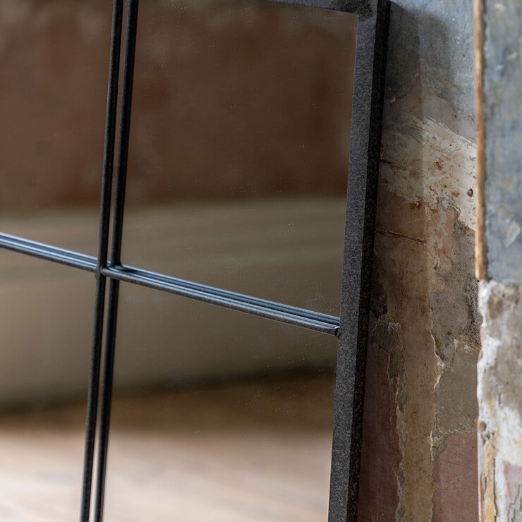 Chafford Mirror Black 1100x25x800mm