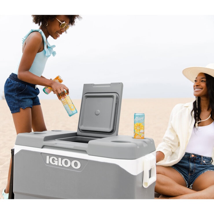 Igloo Max Cold Pro 85 Litre (90 US QT) Roller Cooler