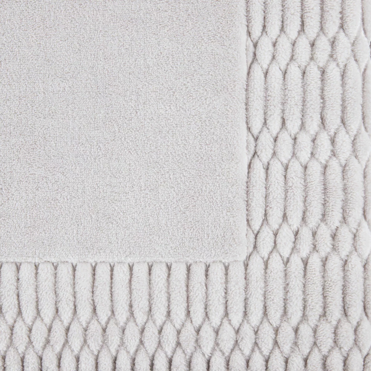 Paramount Tappetino da Bagno in Peluche Memory Foam in 3 Colori, 60 x 91 cm - Foto 14 di 19