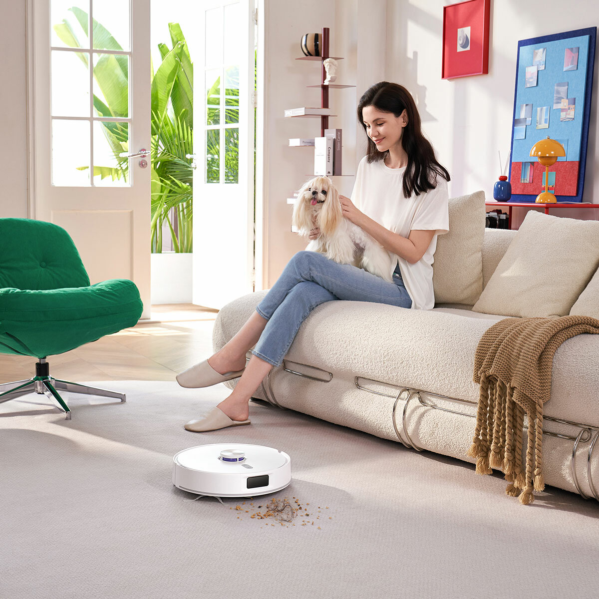 Lifestyle image of Narwal Freo S Robotic Vacuum Cleaner in a living room