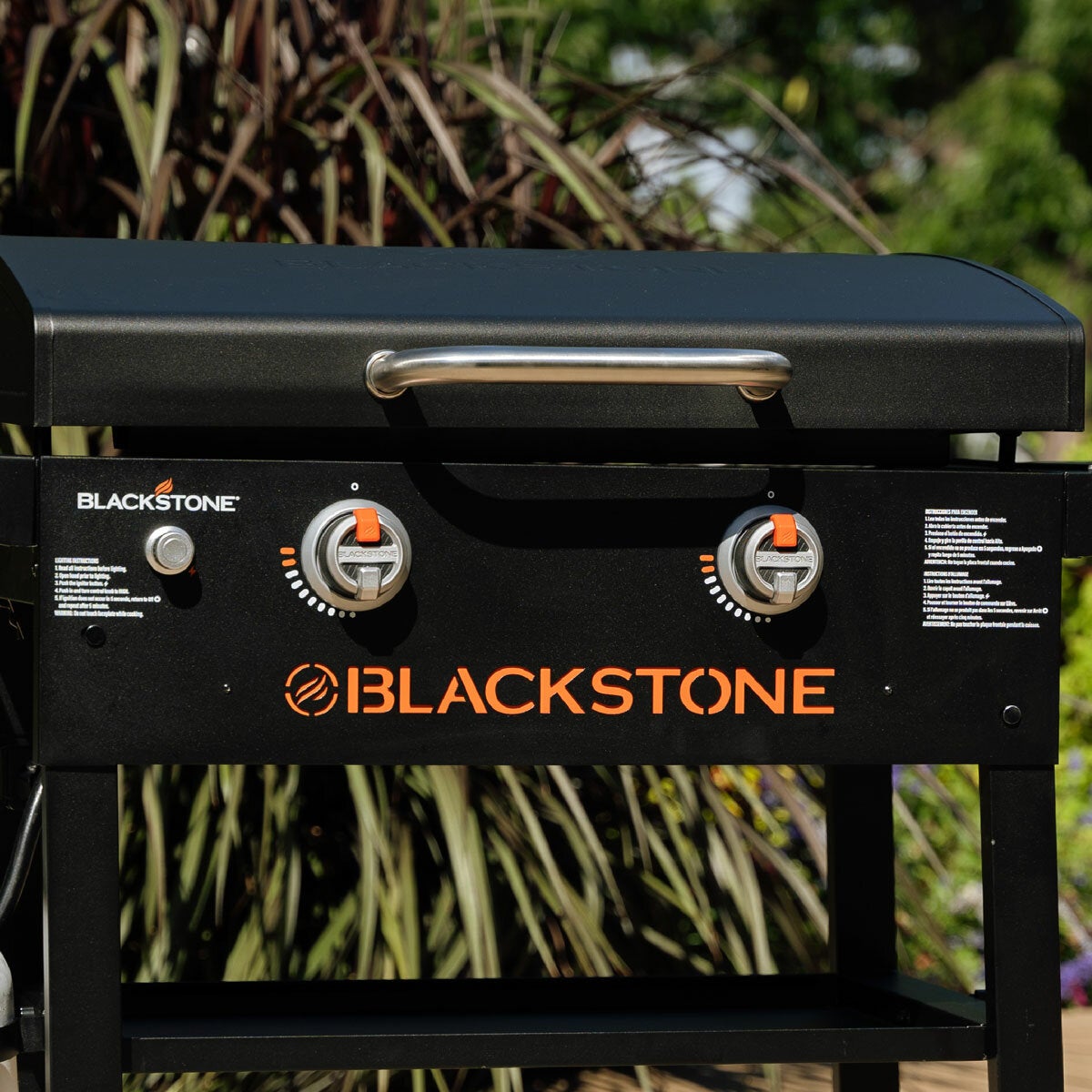 Blackstone 28" Griddle Gas Barbecue Griddle with Hood Blackstone 28" Griddle Gas Barbecue Griddle with Hood
