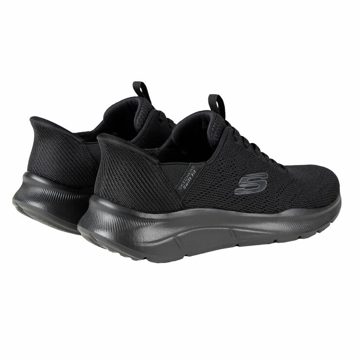 Skechers Men's Swift Fit Equalizer 5.0 Trainer in Black, Size 7