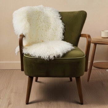 Bowron Back Country Sheepskin Rug in 3 Colours, 60 x 90 cm