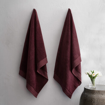 Charisma® 100% Egyptian Cotton Bath Towel in 3 Colours, 76 x 147 cm