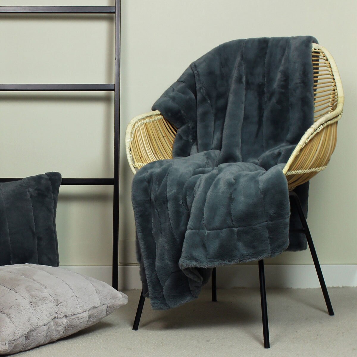 Empress Charcoal Faux Fur Throw, 140 x 200 cm Costco UK