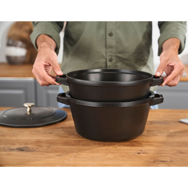 Staub 2 Piece in Black