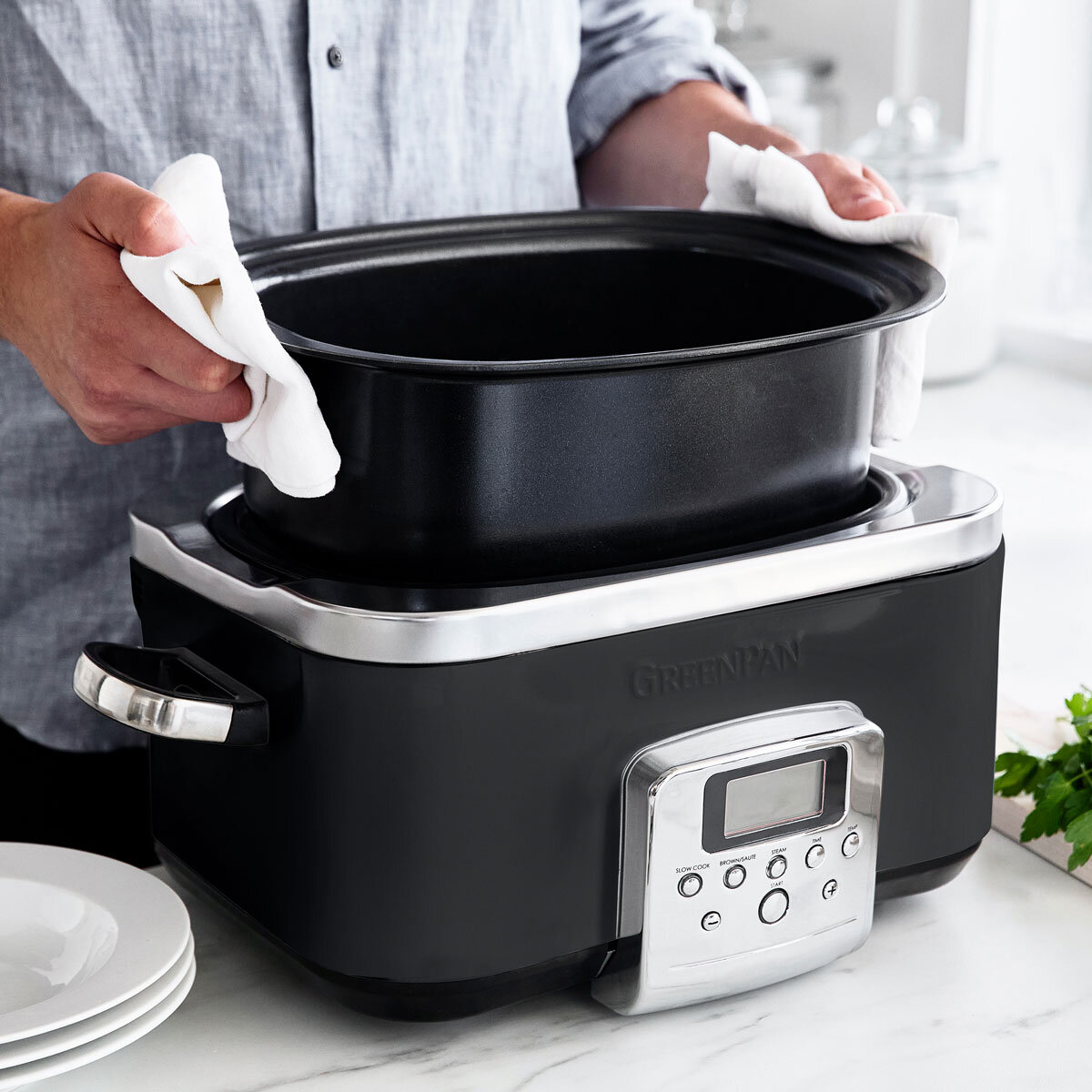 Lifestyle image of GreenPan Slow Cooker