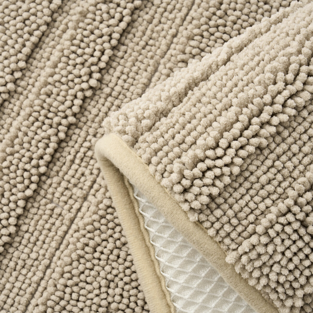 Evergrace Home Chenille Memory Foam Bath Mat in Taupe, 61 x 91 cm