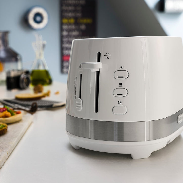 De'Longhi Active Kettle, Toaster & Filter Coffee Machine Set, White