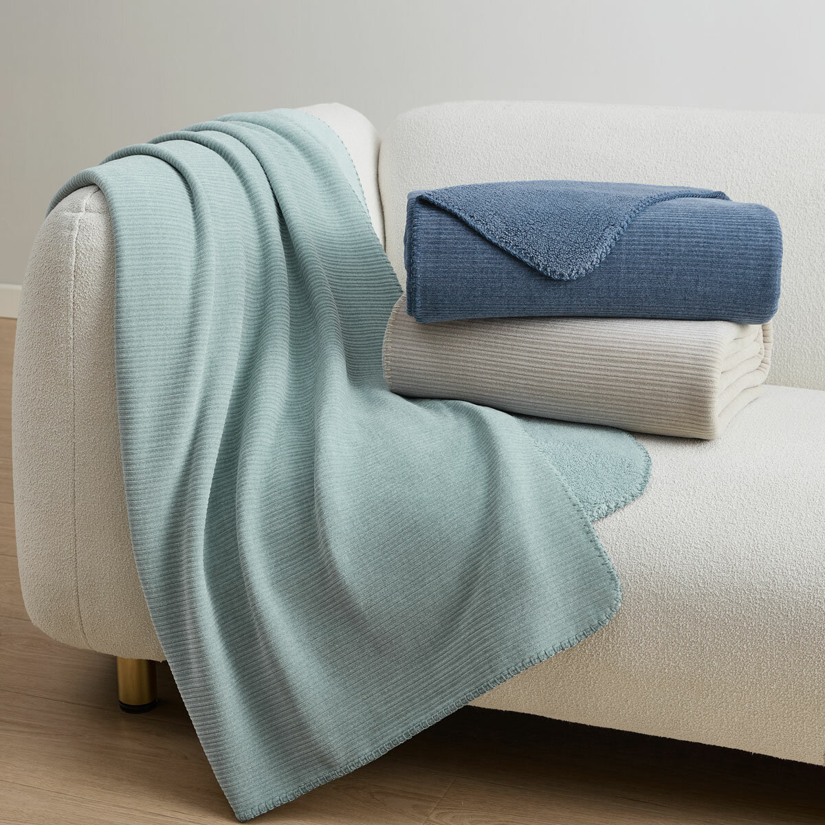 Casual Living Soft Chenille Throw In 3 Colours, 127 x 178 cm
