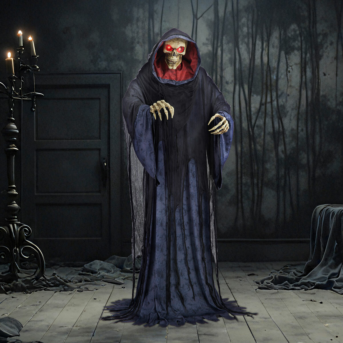 Animatronic rise up reaper halloween decoration