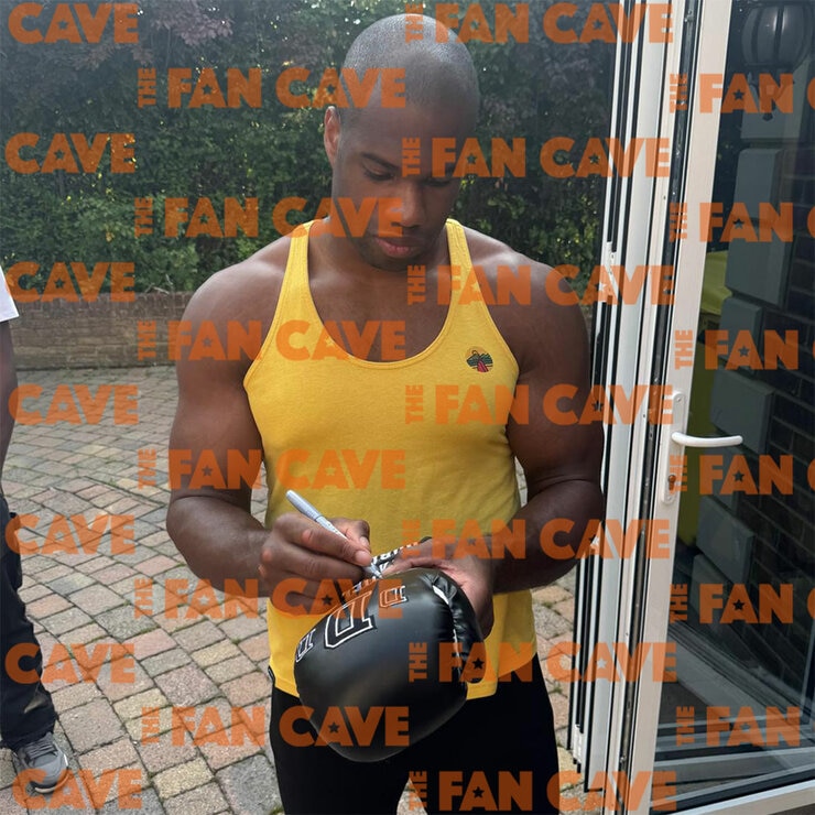 Daniel Dubois Signed Black Glove Iconic Frame