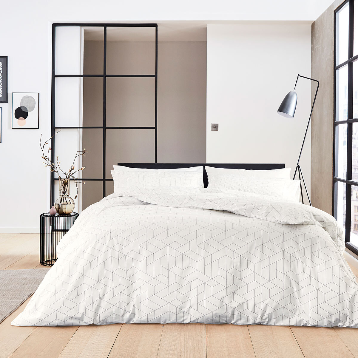 DKNY Paley Park Duvet Cover Set in White, Double