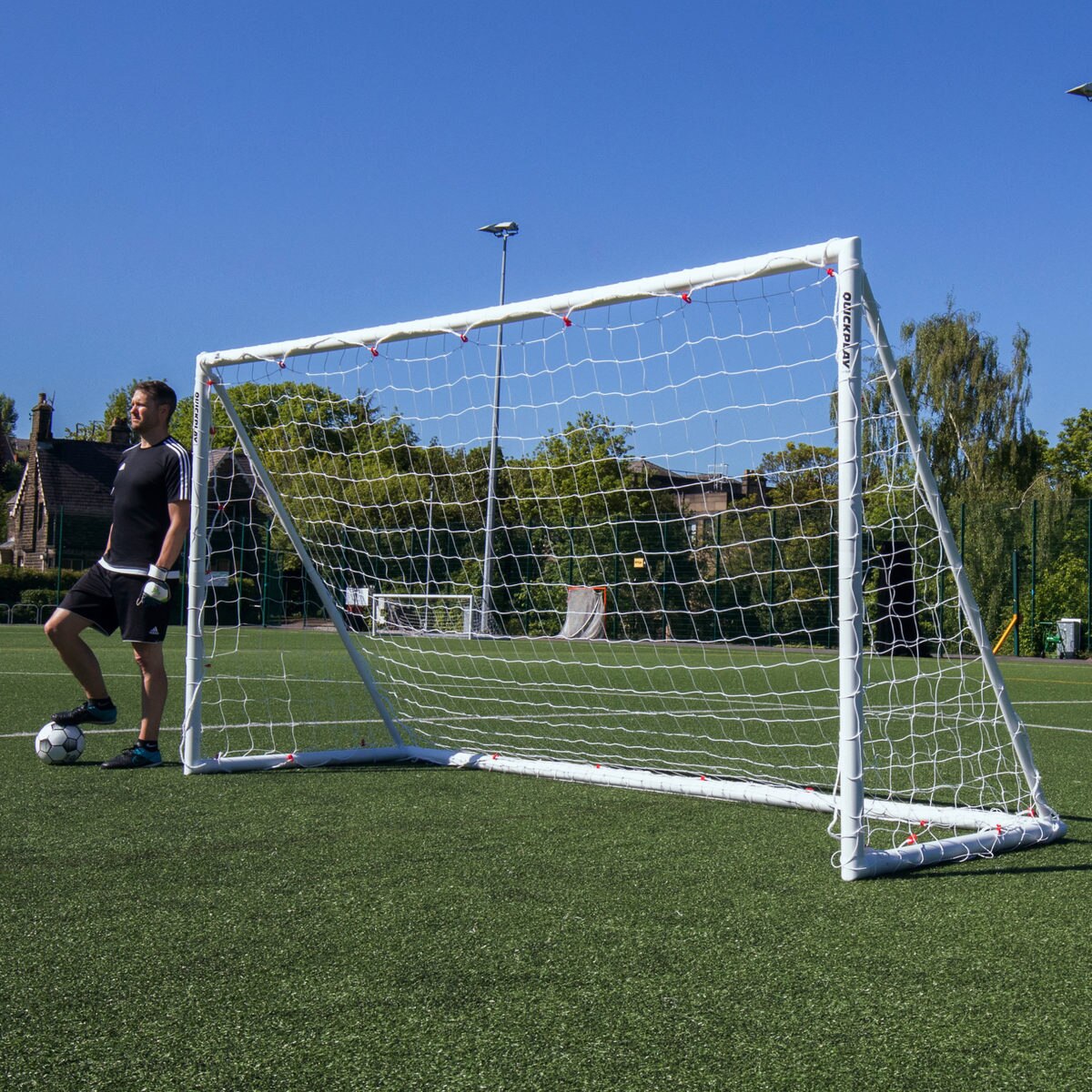 fold a goal nets