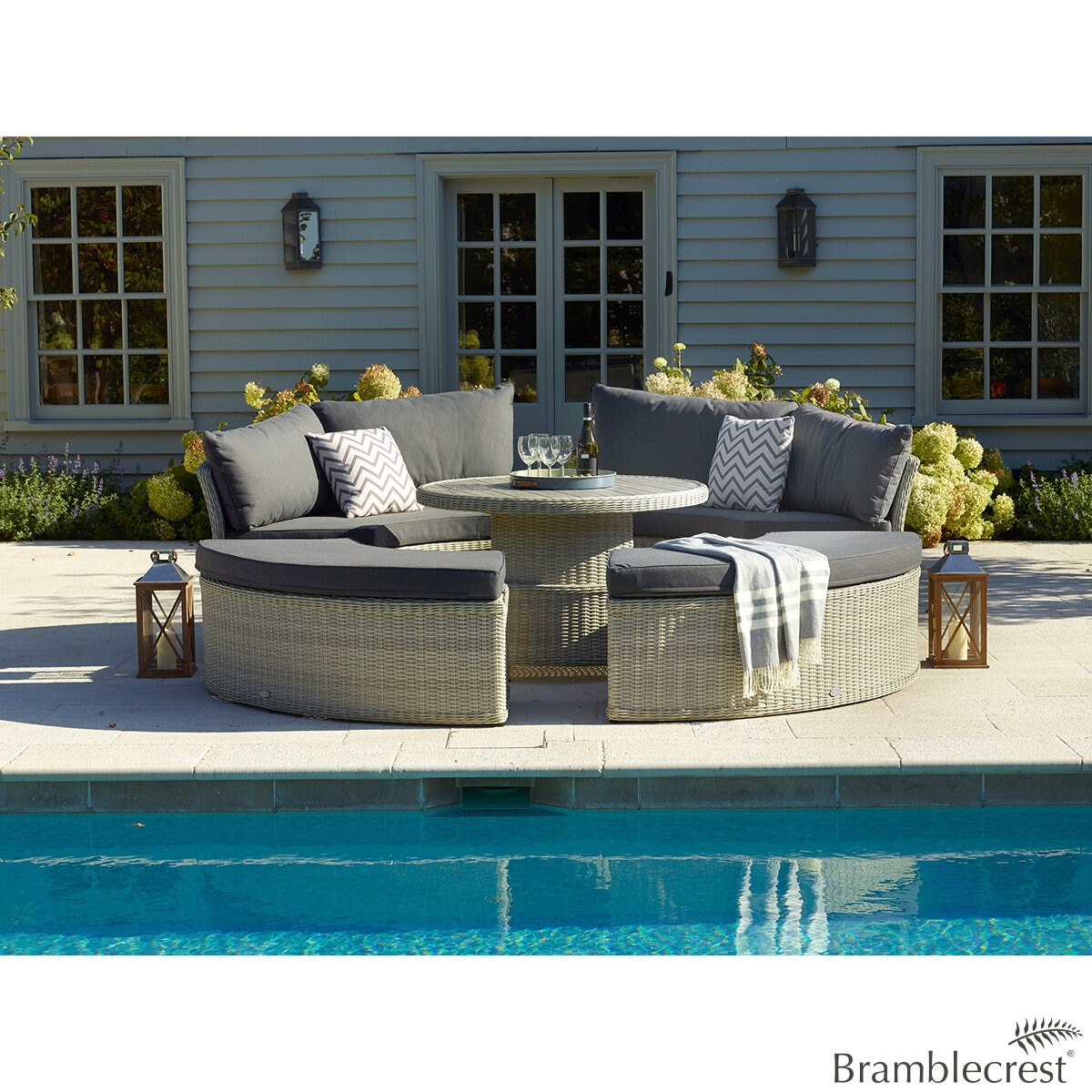 Bramblecrest Monterey 5 Piece Modular Dining Daybed with