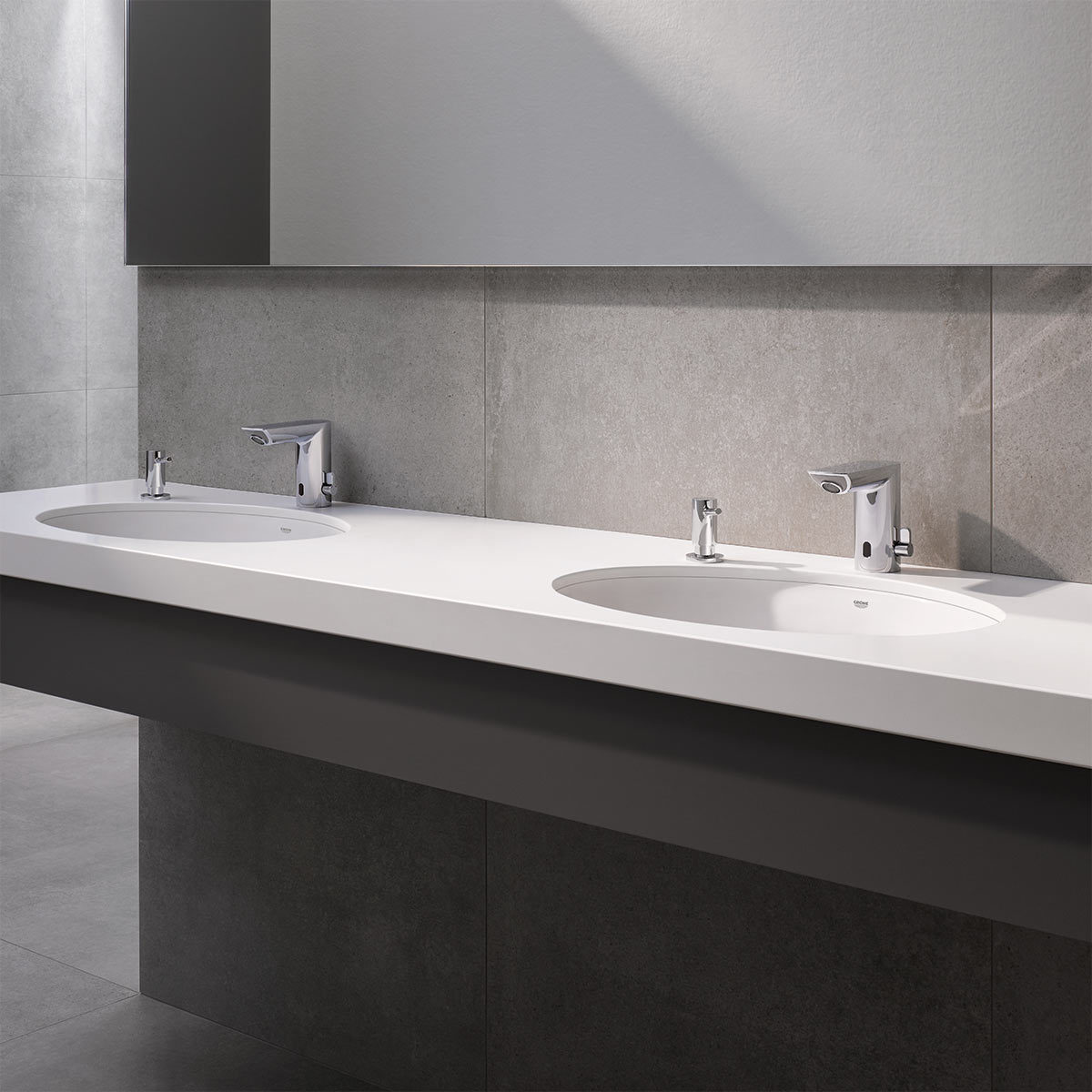 GROHE Bau Cosmopolitan InfraRed Motion Sensor Electronic Basin Mixer