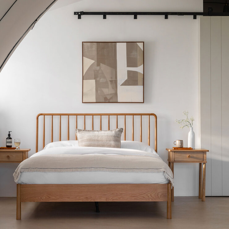 Gallery Wycombe Natural Oak Nightstand