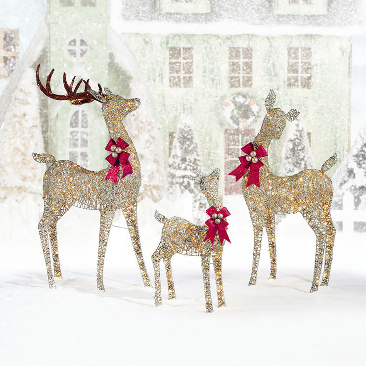 Indoor/Outdoor Christmas Reindeer Family Set of 3 with LED Lights