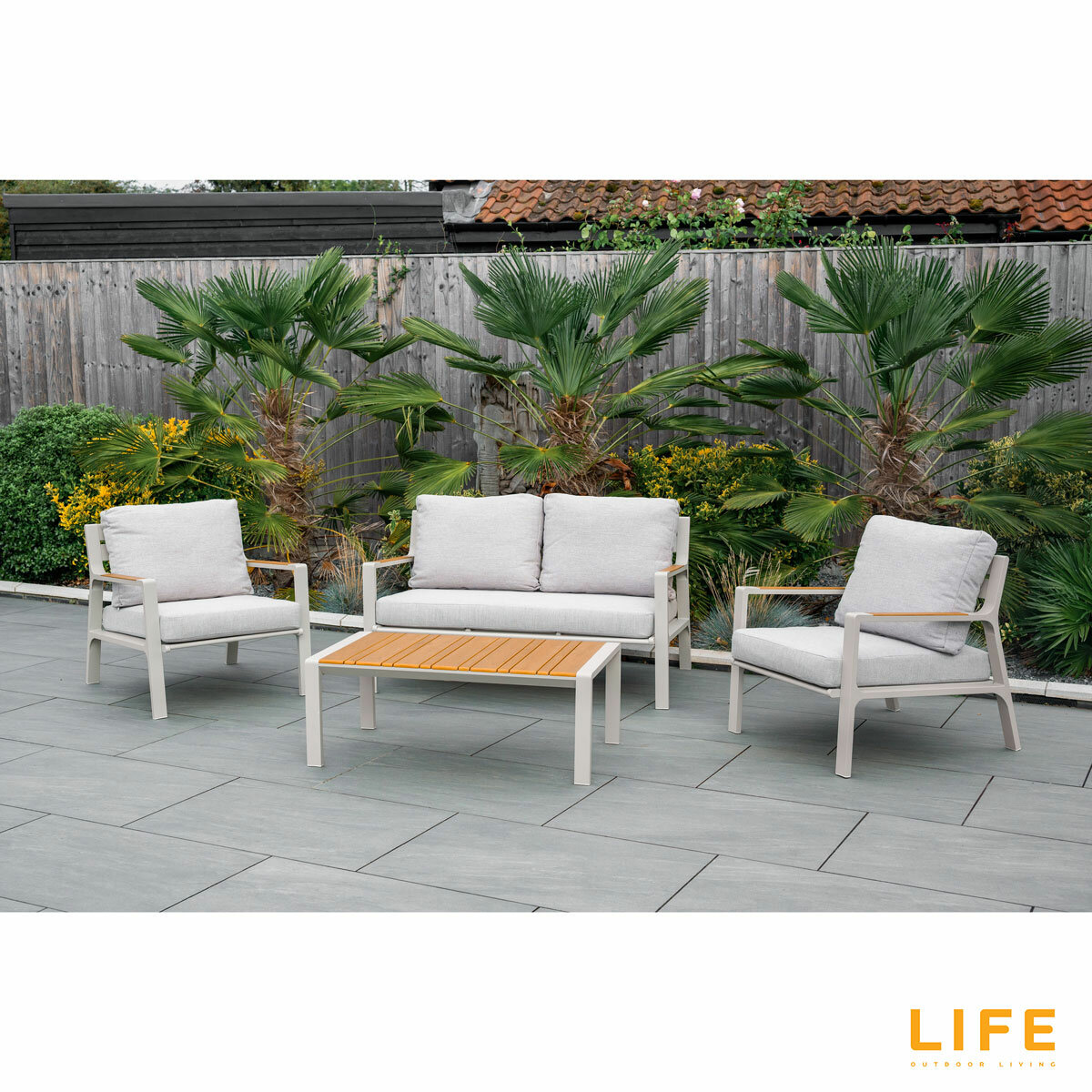 LIFE Outdoor Living Thornbury 4 Piece Seating Set LIFE Outdoor Living Thornbury 4 Piece Seating Set
