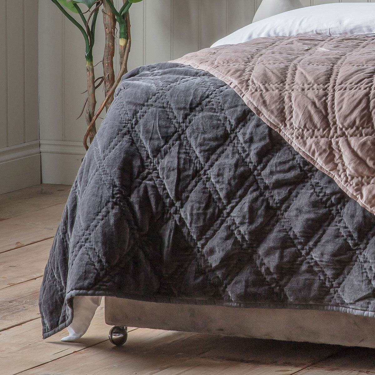 Gallery Quilted Cotton Velvet Bedspread in Charcoal