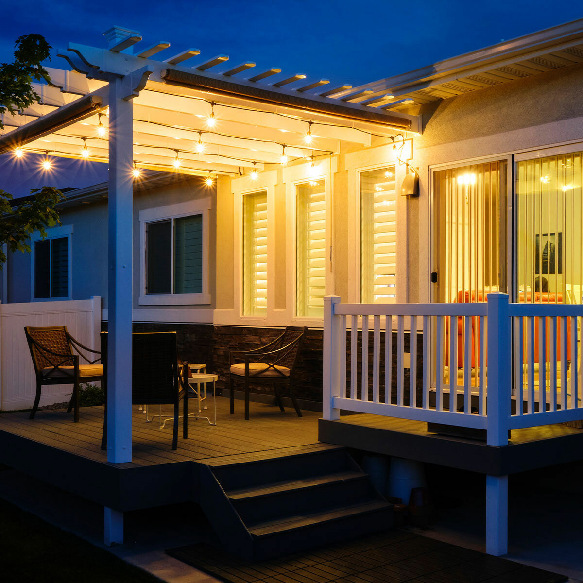 Feit 48ft (14.6m) 24 LED Indoor/Outdoor Weatherproof String Lights Set