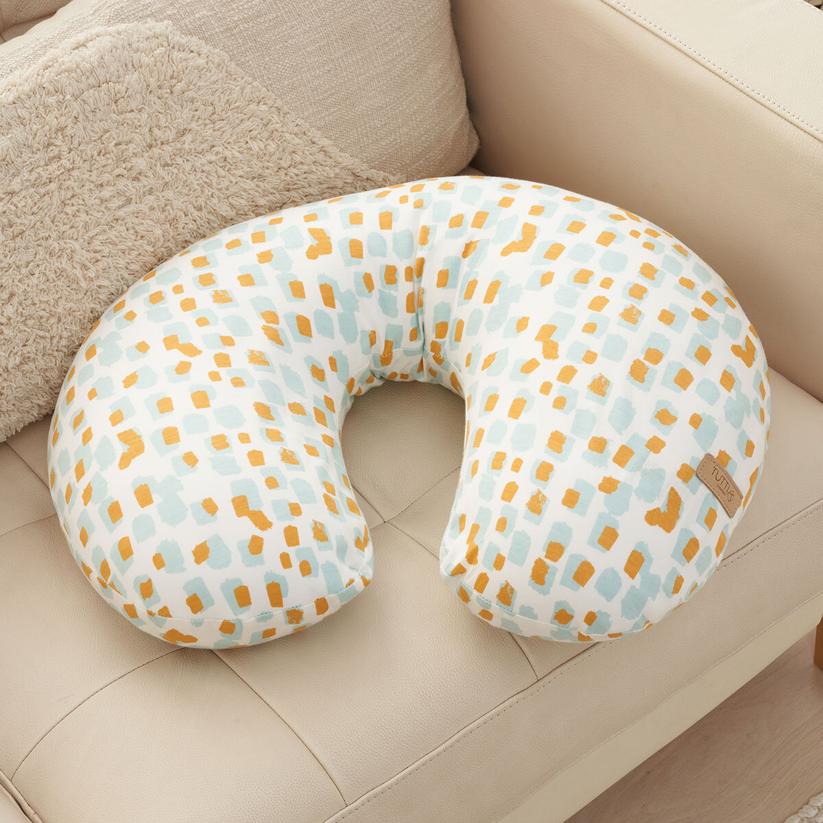 Tutti Bambini Feeding Pillow 42 x 55 cm, Run Wild