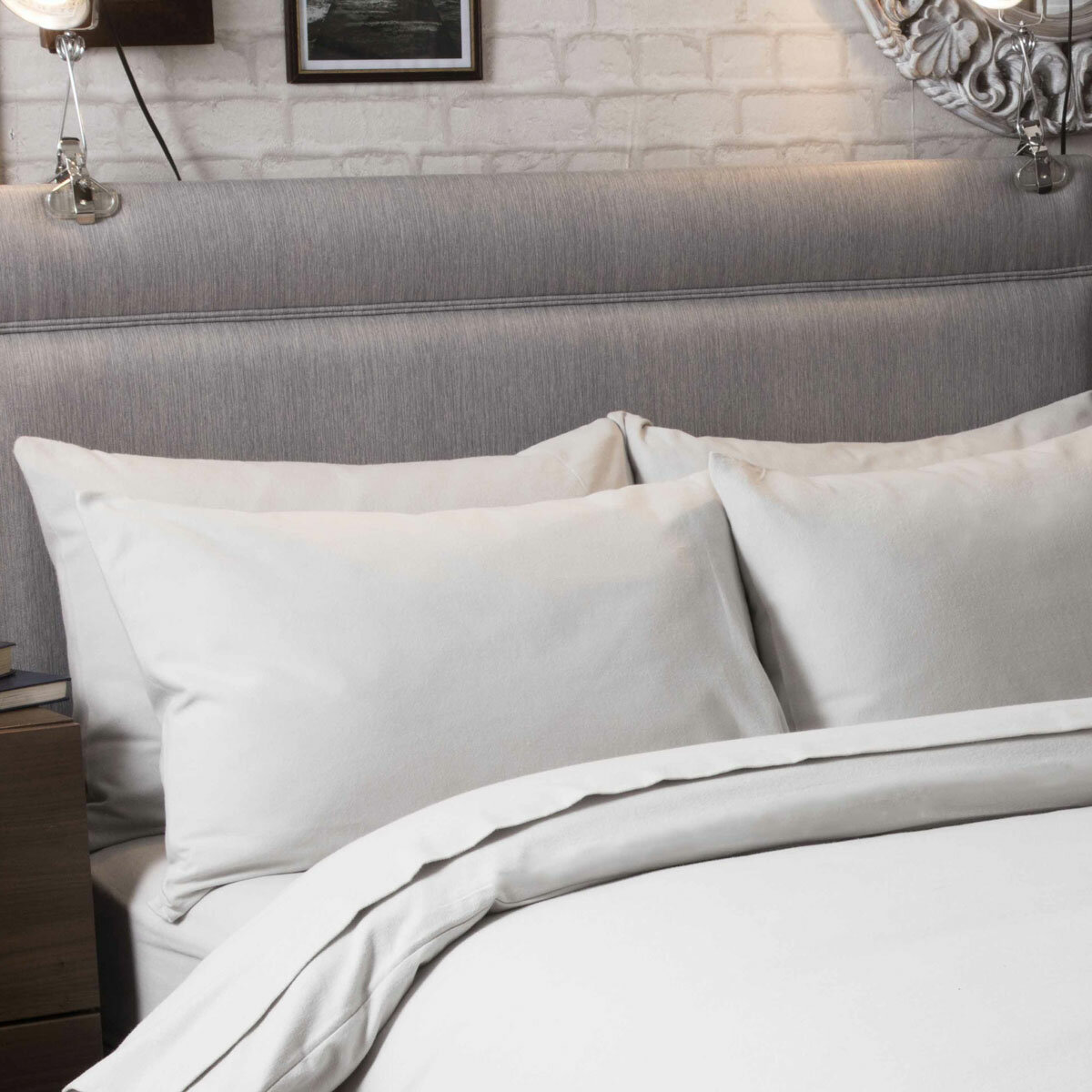 Belledorm Brushed Cotton Light Grey Bedding Bundle, in 4 Sizes Belledorm Brushed Cotton Light Grey Bedding Bundle, in 4 Sizes