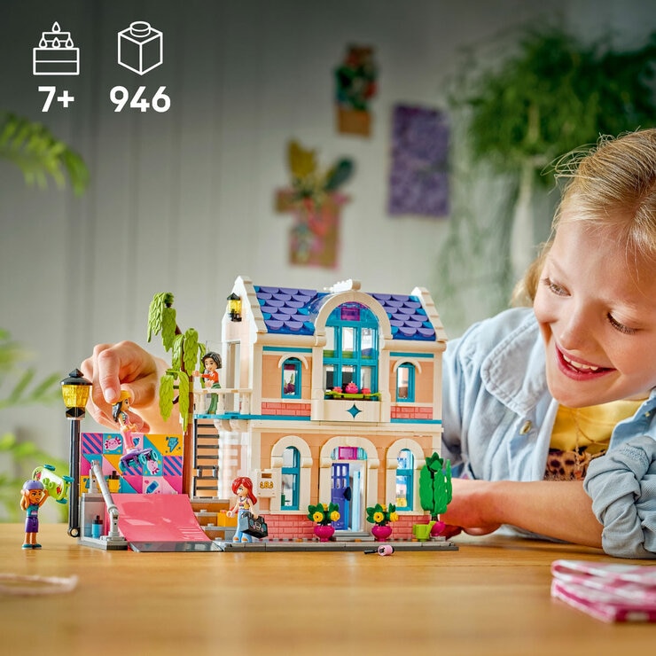 LEGO Friends Liann's Family House - Model 42687 (7+ Years)