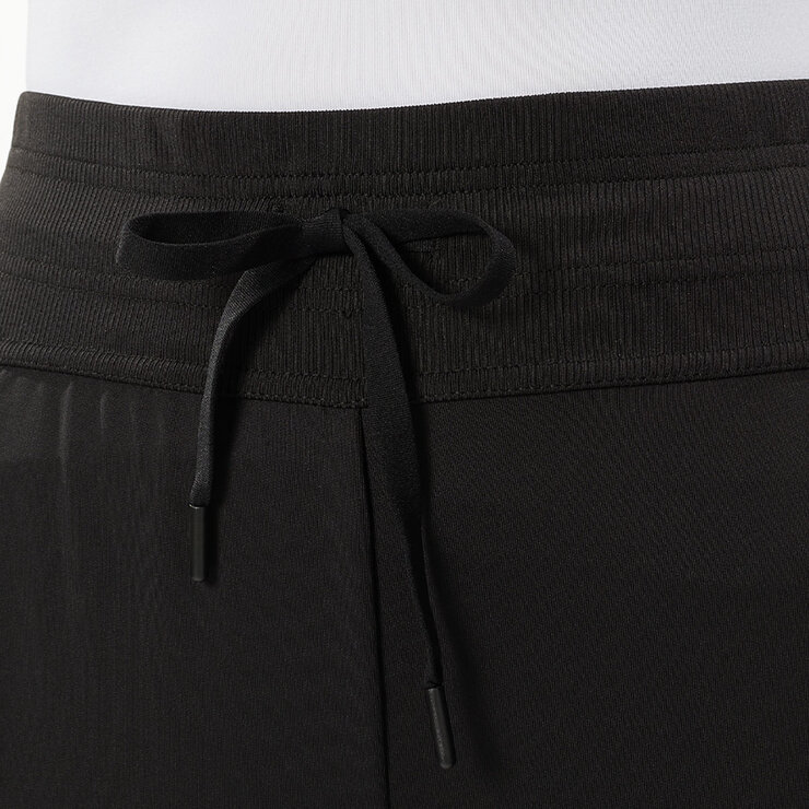 Lifestyle close up image of front of jogger