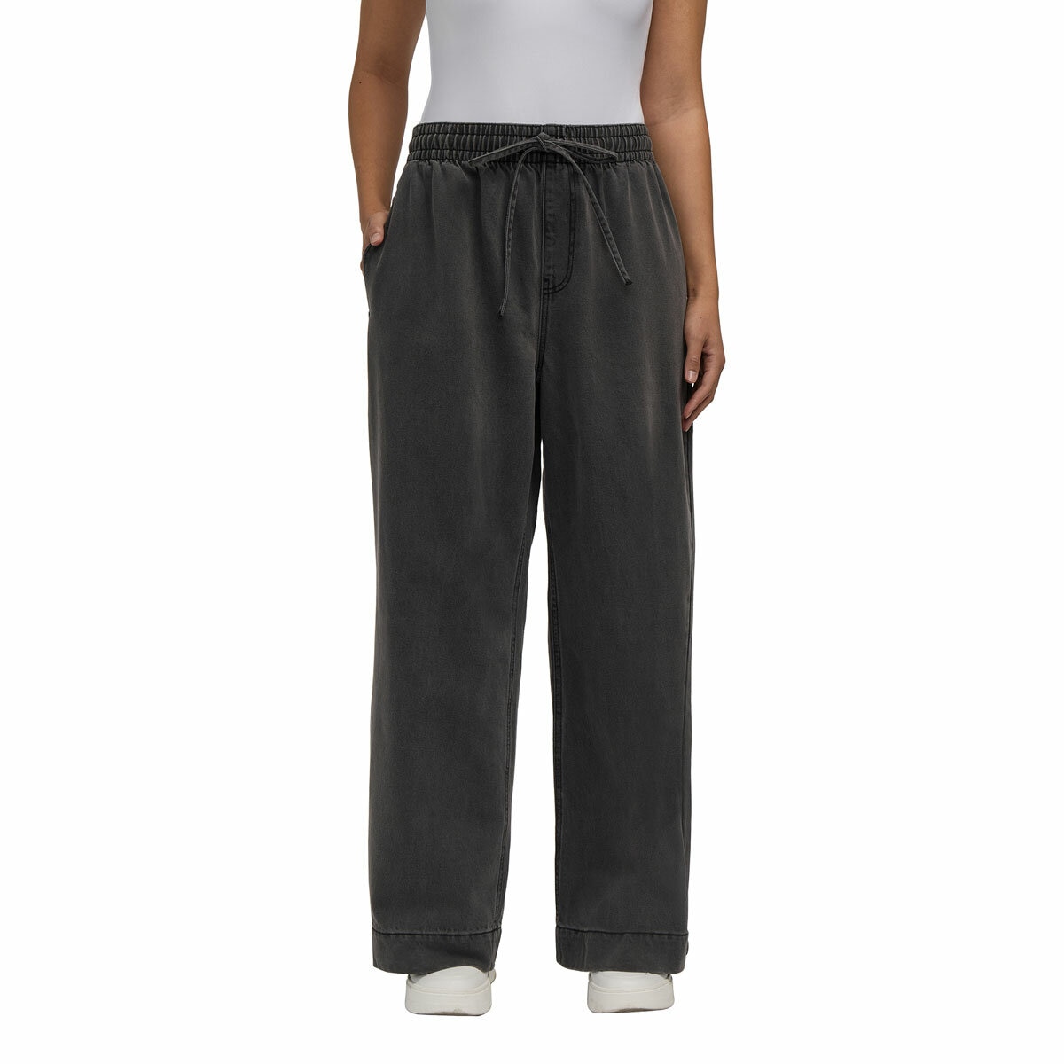 Teddi Rose Wide Leg Denim Pull on Pant in Black