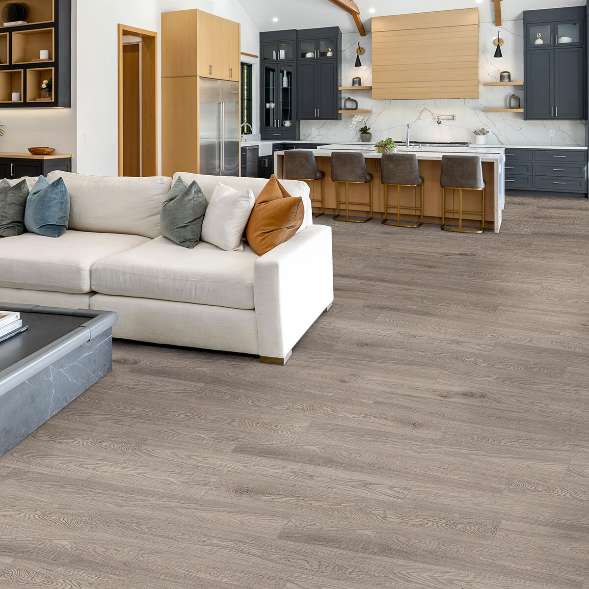 Golden Select Ancient Oak AC5 Laminate Flooring with Foam Underlay - 1.146 m² Per Pack