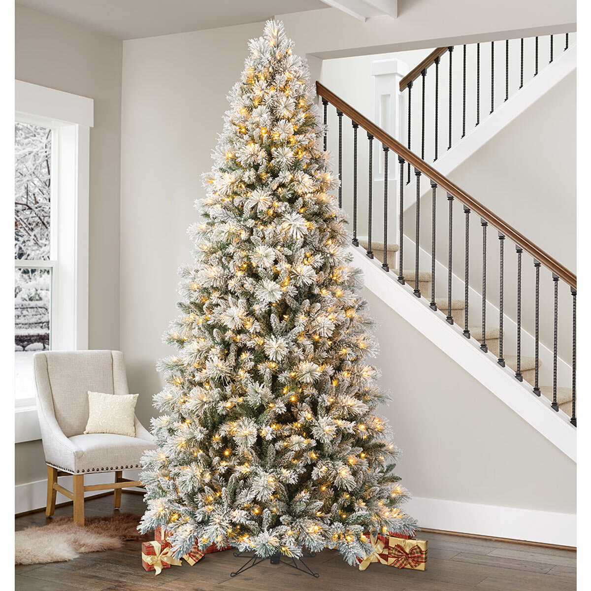 9' Glitter / Flocked Cashmere Tree Lifestyle1 Image at Costco.co.uk