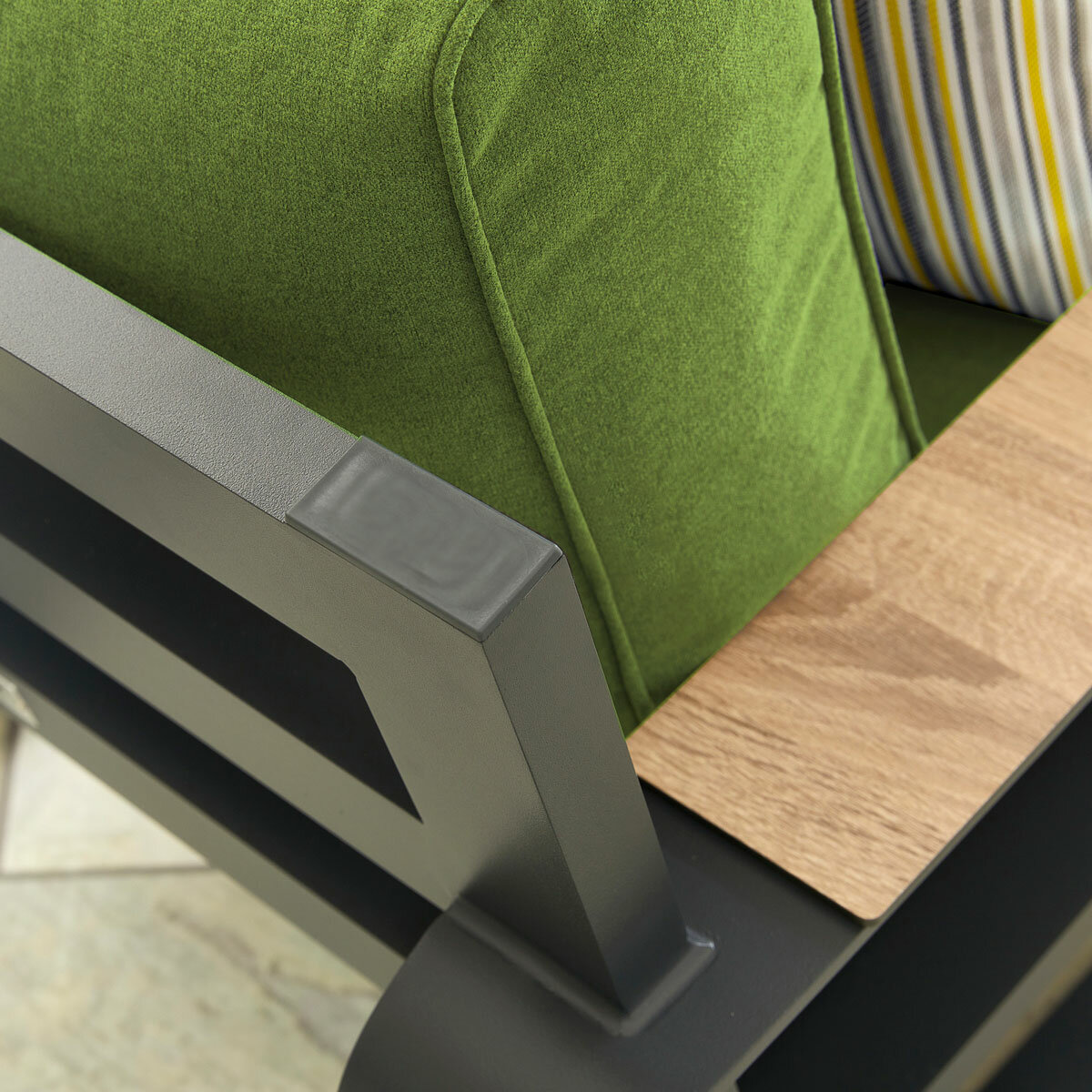 Stone Garden 5 Piece Deep Seating Patio Set in Green Stone Garden 5 Piece Deep Seating Patio Set in Green