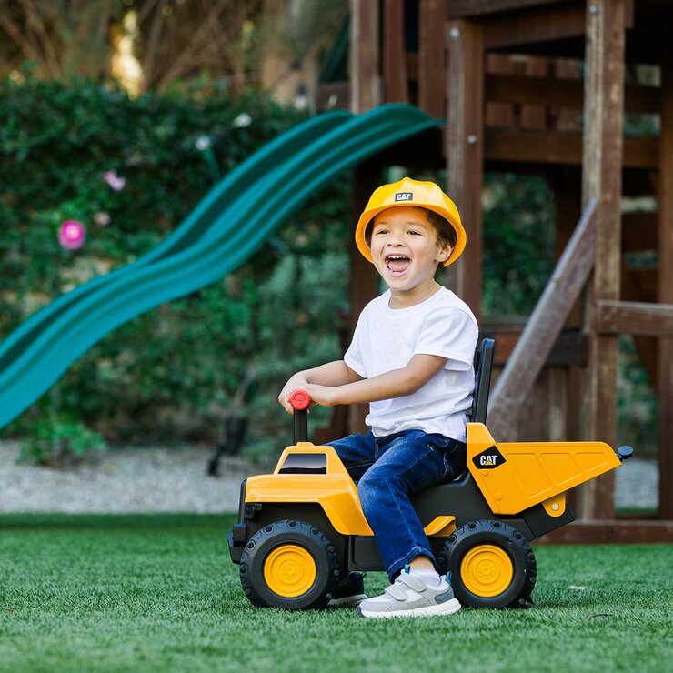 CAT Play and Ride Dump Truck