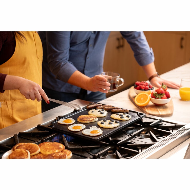 Lodge Seasoned Reversible Grill & Griddle