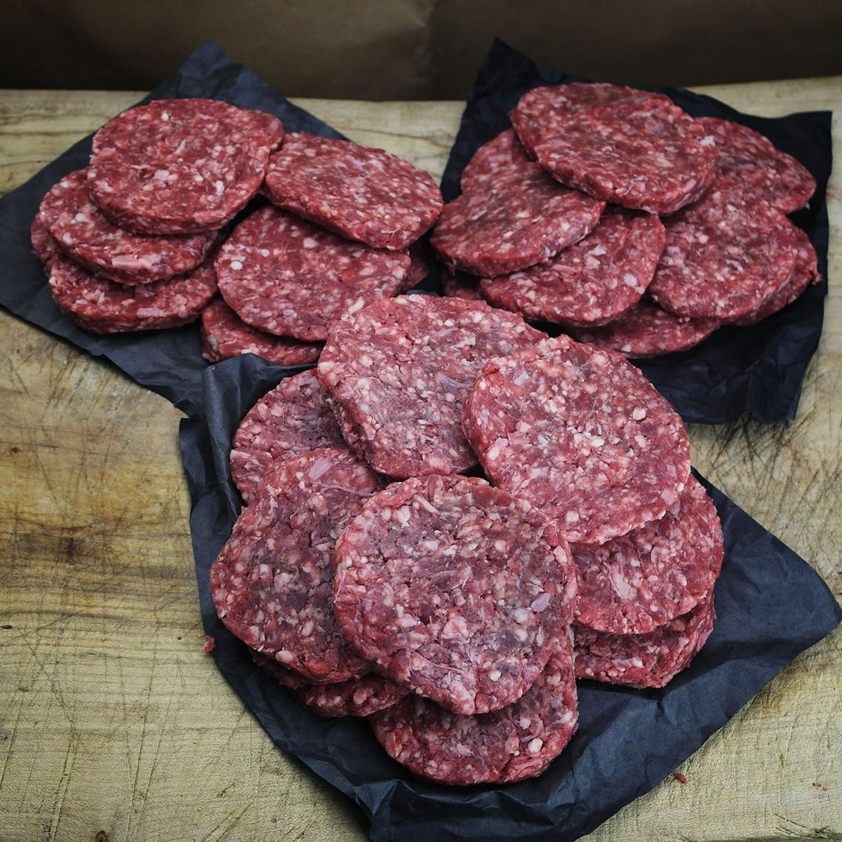 Taste Tradition Wagyu Beef Burgers, 24 x 170g (6oz) presented on table