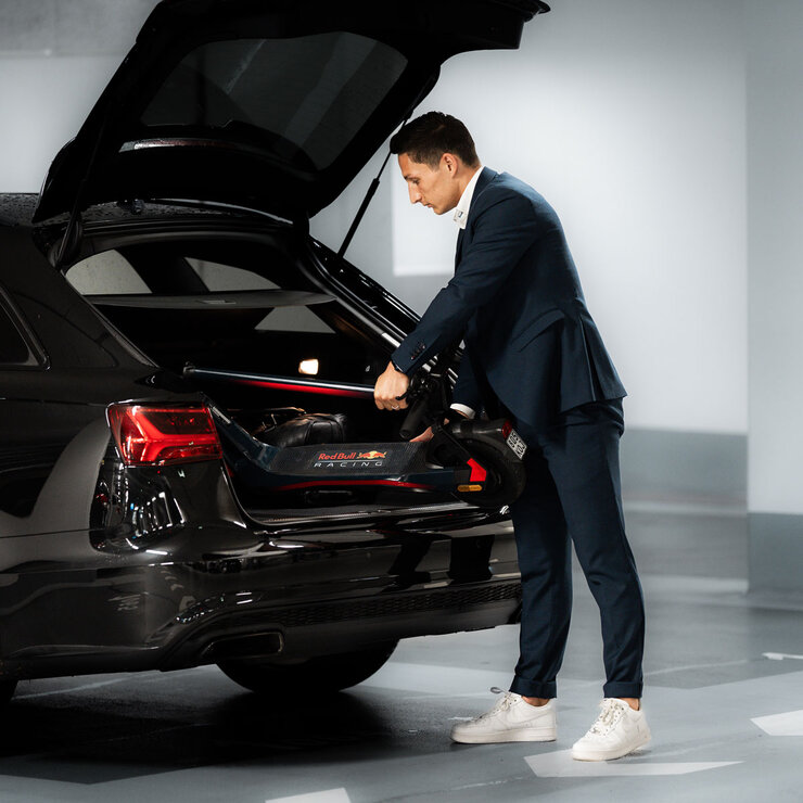 Red Bull Racing RS 1000 E-Scooter