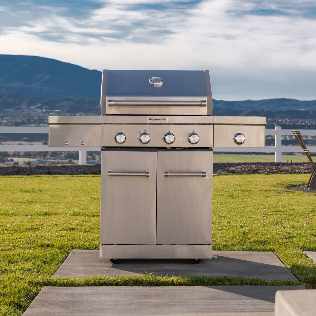 KitchenAid 4 Burner Stainless Steel Gas Barbecue Grill With Side Burner