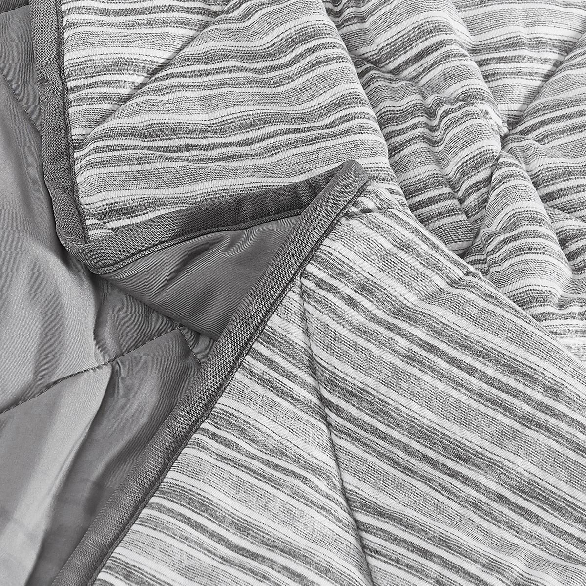 Cooling Throw in Grey, 152 x 178 cm