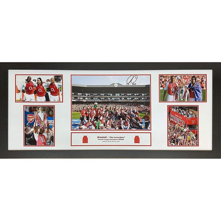 Robert Pires signed framed 2003/04 Premier League Champions Arsenal Invincibles storyboard Robert Pires signed framed 2003/04 Premier League Champions Arsenal Invincibles storyboard