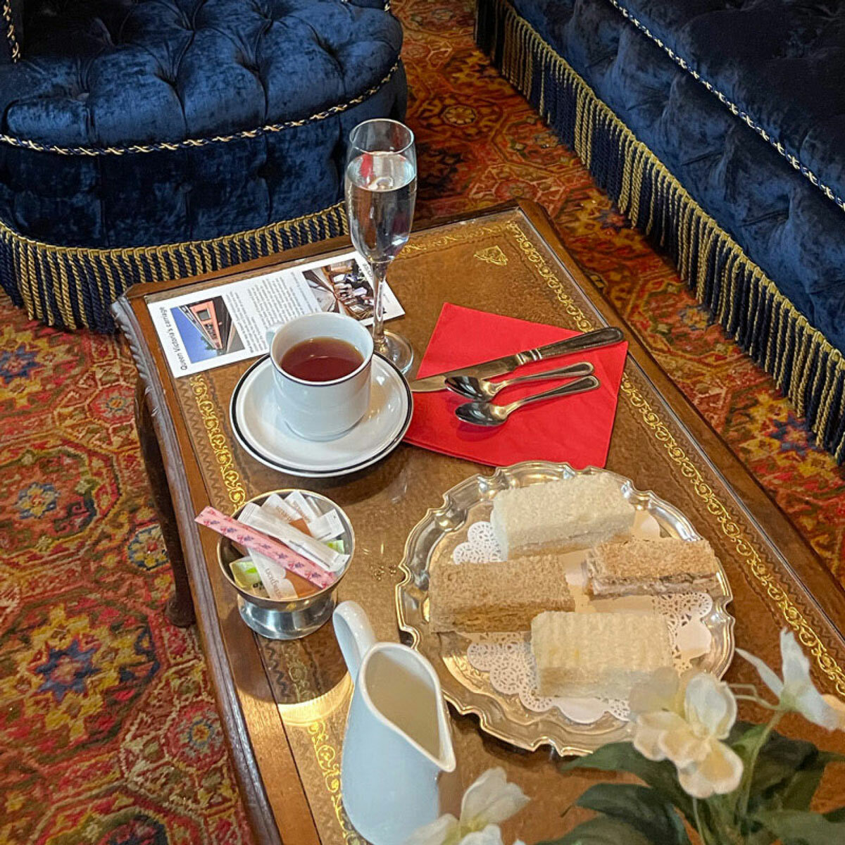 Virgin Experience Days Steam Train Trip in Queen Victoria’s Golden Jubilee Carriage with Afternoon Tea for Two